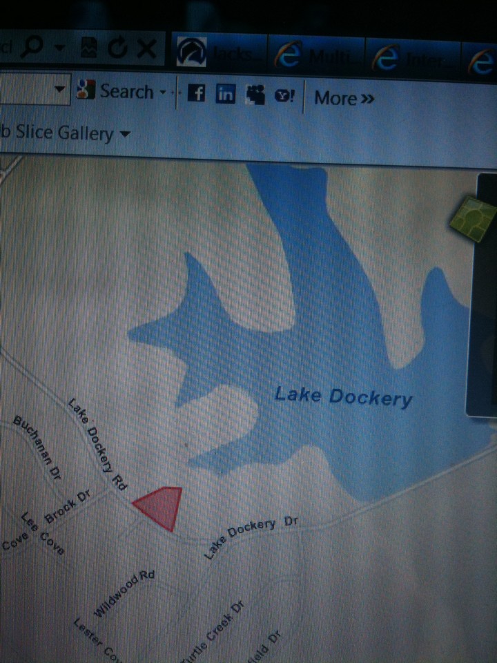 lake front lot 1126  and 1128 address for shop/ apartment